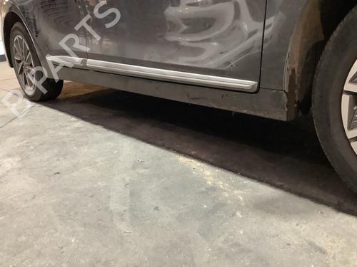 Used Right sideskirt HYUNDAI IONIQ (AE) Electric (136 hp) 30804992