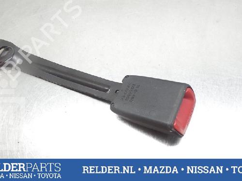 Used Seat buckle TOYOTA AYGO (_B1_) 1.0 (KGB10_, KGB10R) (68 hp) 22137628