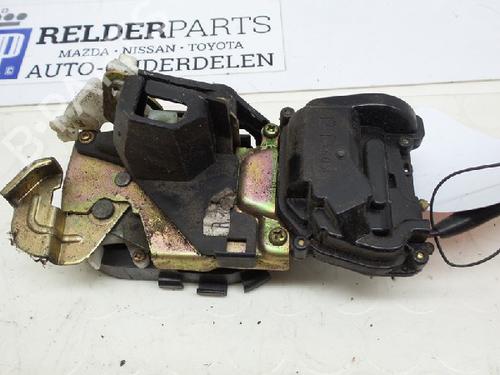 Türschloss rechts hinten für MAZDA 323 F VI Hatchback (BJ) 1.5 16V (BJ5W) (88 hp) 22148352