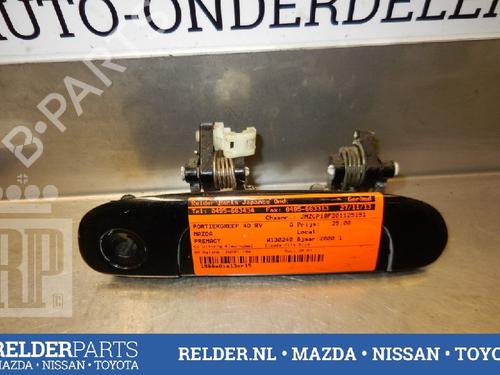 Używane Klamka zewnętrzna drzwi przednich prawych MAZDA PREMACY (CP) 1.9 (CP8W) (100 hp) 22144769