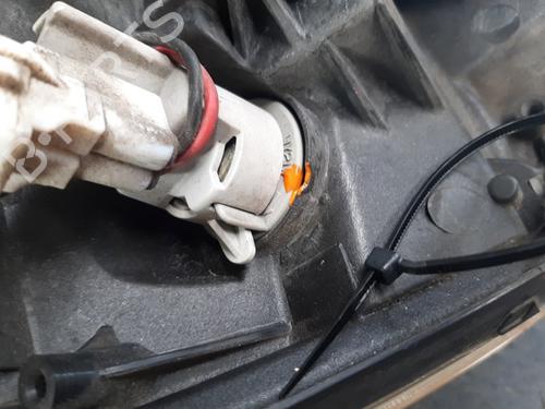 Used Right headlight Right headlight TOYOTA AVENSIS Estate (_T25_) 2.4 VVT-i (AZT251_, AZT251R) (163 hp) 39888261 39888261