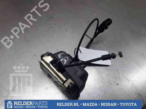 Used Rear left lock NISSAN PRIMERA (P12) 1.6 (106 hp) 22165972