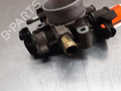 Boîtier papillon TOYOTA COROLLA (_E12_) 1.6 VVT-i (ZZE121_, ZZE121R) (110 hp) 29503485