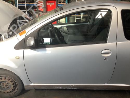 Used Left front door TOYOTA AYGO (_B1_) 1.0 (KGB10_, KGB10R) (68 hp) 24622974