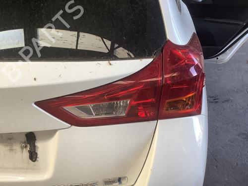 Used Right taillight TOYOTA AURIS Estate (_E18_) 1.8 Hybrid (ZWE186_, ZWE186R, ZWE186H) (136 hp) 30528819