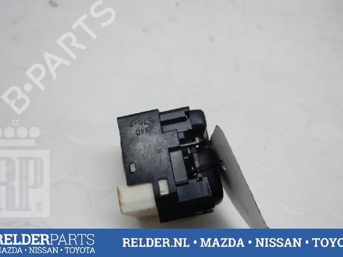Used Mirror switch TOYOTA AVENSIS Estate (_T25_) 2.0 VVT-i (AZT250_, AZT250R) (147 hp) 22137284