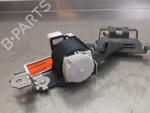 Used Rear center seatbelt TOYOTA COROLLA Verso (ZER_, ZZE12_, R1_) 2.2 D-4D (AUR10_, AUR10R) (136 hp) 30804885