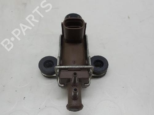 Used Electronic sensor TOYOTA HIACE IV Van (__H1_, __H2_) 2.5 D-4D (KLH12, KLH22) (117 hp) 22147935