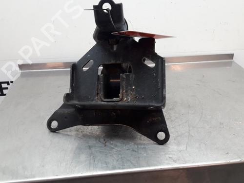 Engine mount TOYOTA YARIS (_P13_) 1.4 D (NLP130_, NLP130) | BP22163989M89 