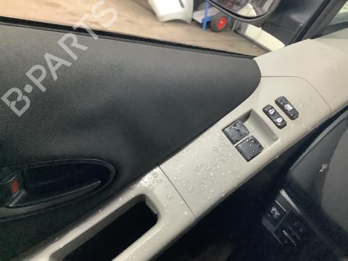 Schalter für TOYOTA YARIS (_P9_) 1.0 VVT-i (KSP90_, KSP90R) (69 hp) 29917206