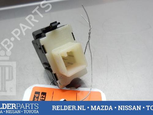 Switch TOYOTA AVENSIS Estate (_T25_) 2.0 D-4D (CDT250_, CDT250R) | BP22140126I30 