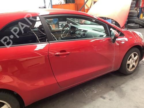 Right front door KIA RIO III (UB) 1.4 CVVT | BP26327254C3 