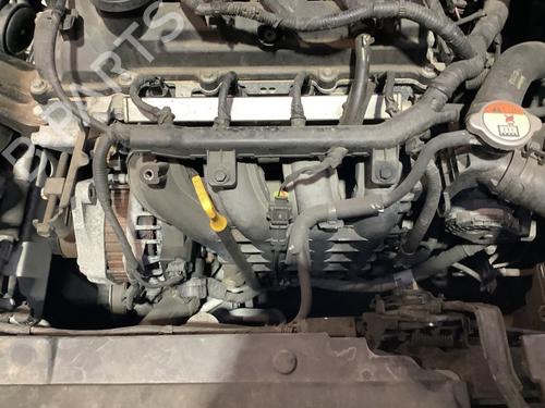 Used Intake manifold Intake manifold 31884221 31884221