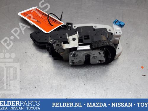 Used Front left lock NISSAN MICRA IV (K13K, K13KK) 1.2 (80 hp) 22161690