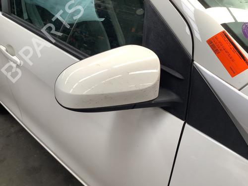 right-mirror-toyota-aygo-_b4_-2014-38172703 main image