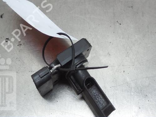 Used Mass air flow sensor TOYOTA COROLLA Estate (_E12_) 2.0 D-4D (CDE120_, CDE120R) (116 hp) 22153686