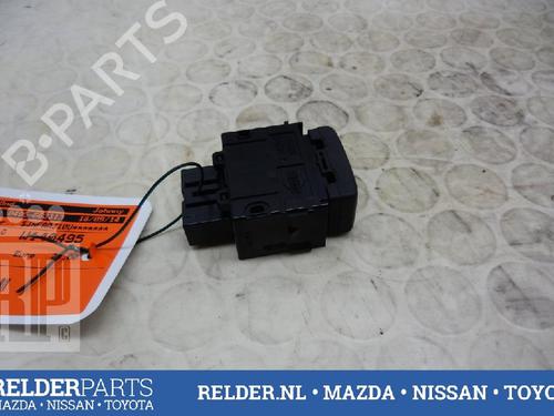 Used Switch NISSAN QASHQAI / QASHQAI +2 I (J10, NJ10, JJ10E) 1.6 (117 hp) 22147309