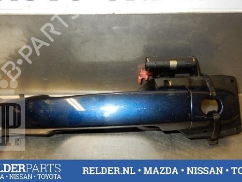 Used Front left exterior door handle TOYOTA COROLLA Verso (_E12_) 2.0 D-4D (CDE120_, CDE120R) (90 hp) 22137843