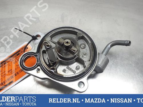 Bomba de vacío TOYOTA YARIS (_P9_) 1.4 D-4D (NLP90_, NLP90R) 12020866