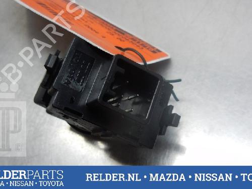 Switch TOYOTA COROLLA (_E12_) 1.4 VVT-i (ZZE120_, ZZE120R) | BP22136665I30 