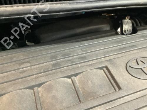 Used Air filter box TOYOTA YARIS (_P9_) 1.33 VVT-i (NSP90_, NSP90R) (100 hp) 30901999