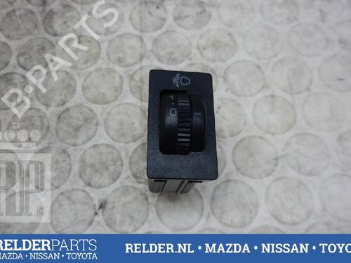 Switch TOYOTA COROLLA (_E12_) 1.4 VVT-i (ZZE120_, ZZE120R) | BP22144628I30 