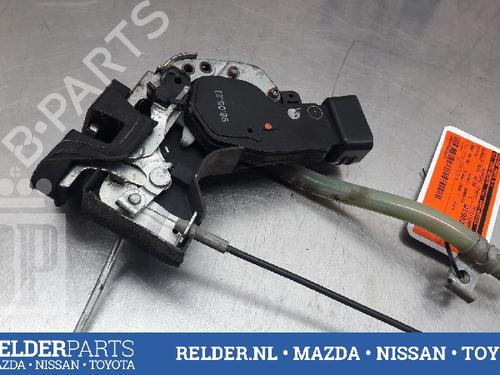 Rear right lock TOYOTA LAND CRUISER 100 (_J1_) 4.2 TD (HDJ100_, HDJ100) | BP22158606C99 