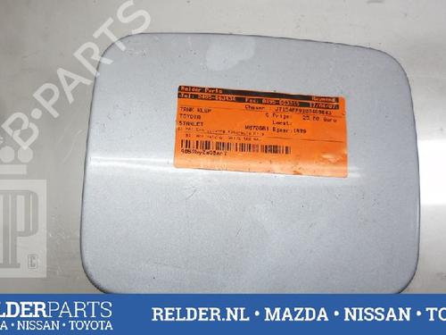 Used Fuel flap TOYOTA STARLET (_P9_) 1.3 (EP91_, EP91R) (75 hp) 22134828