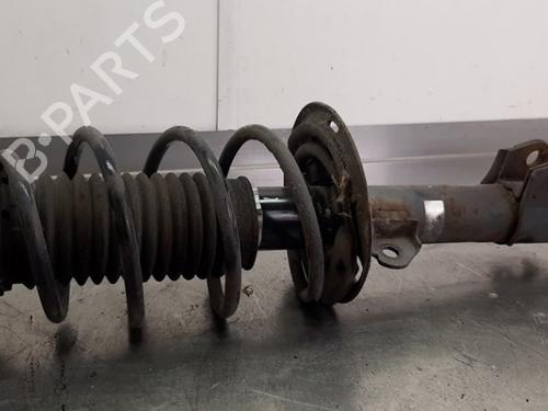 Used Left front shock absorber TOYOTA YARIS (_P13_) 1.0 (KSP130_, KSP130) (69 hp) 32082727