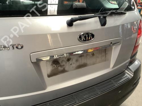 Tailgate handle KIA SORENTO I (JC) 3.5 V6 4WD | BP29698527C132 