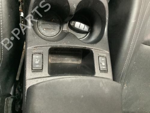 Used Switch NISSAN QASHQAI II SUV (J11, J11_) 1.2 DIG-T (115 hp) 27239312