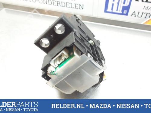 Gear lever TOYOTA PRIUS Liftback (_W2_) 1.5 Hybrid (NHW20_, NHW20R) | BP22145536M90 