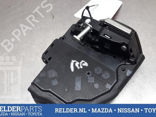 Rear right lock TOYOTA AURIS Estate (_E18_) 1.8 Hybrid (ZWE186_, ZWE186R, ZWE186H) | BP22160525C99