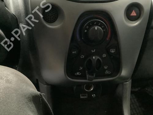 Used Climate control Climate control TOYOTA AYGO (_B4_) 1.0 VVTi (KGB40) (72 hp) 28531330 28531330