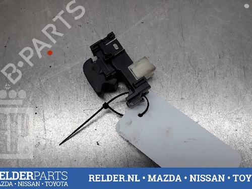 Used Switch TOYOTA YARIS (_P13_) 1.3 (NSP130_, NSP130) (99 hp) 22158313