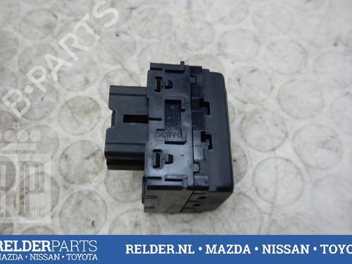 Used Mirror switch NISSAN NOTE (E11, NE11) 1.4 (88 hp) 22142722