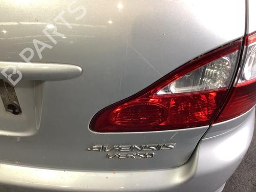 Right taillight TOYOTA AVENSIS VERSO (_M2_) 2.0 VVT-i (ACM20_, ACM20R) | BP29384627C35 
