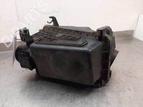 Used Air filter box TOYOTA COROLLA Verso (_E12_) 1.6 VVT-i (ZZE121_, ZZE121R) (110 hp) 22171397