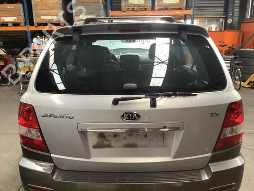 Used Tailgate KIA SORENTO I (JC) 3.5 V6 4WD (194 hp) 29698526