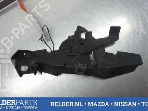 Hood lock TOYOTA COROLLA Verso (ZER_, ZZE12_, R1_) 2.2 D-4D (AUR10_, AUR10R) | BP22136399C133 
