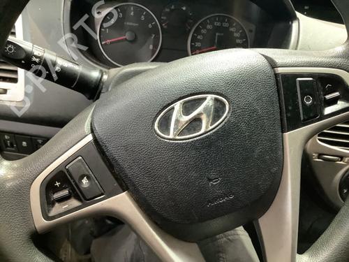 Used Driver airbag HYUNDAI i20 I (PB, PBT) 1.2 (78 hp) 32082595