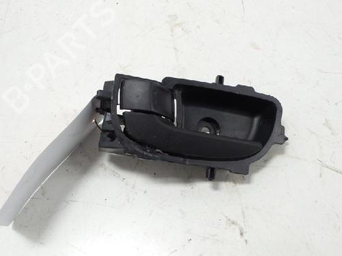 Used Front left exterior door handle TOYOTA YARIS (_P9_) 1.0 VVT-i (KSP90_, KSP90R) (69 hp) 22147856