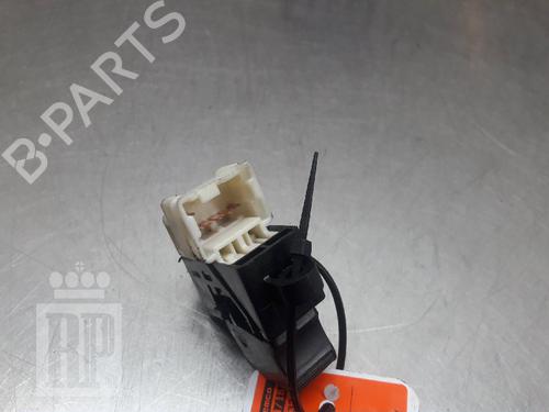 Switch NISSAN ALMERA TINO (V10) 1.8 | BP22155886I30 