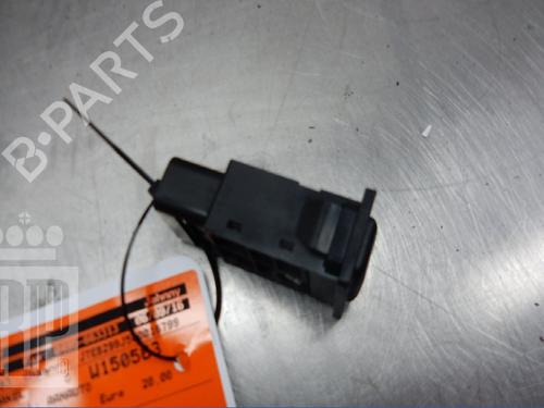 Used Warning switch TOYOTA LAND CRUISER 90 (_J9_) 3.0 D-4D 4WD (KDJ90_, KDJ95_, KDJ90W, KDJ95W) (163 hp) 22151769