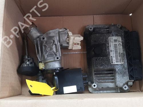 Used Engine control unit (ECU) Engine control unit (ECU) TOYOTA YARIS (_P9_) 1.0 VVT-i (KSP90_, KSP90R) (69 hp) 24875317 24875317