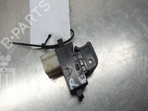 Used Switch NISSAN MICRA III (K12) 1.5 dCi (68 hp) 22154341