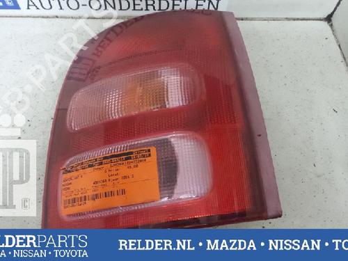 Used Right taillight NISSAN MICRA II (K11) 1.0 i 16V (54 hp) 22160785