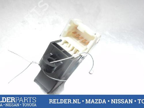 Switch NISSAN X-TRAIL I (T30) 2.0 4x4 | BP22141161I30 
