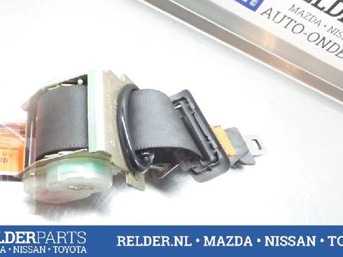 Sikkerhedssele bag midten MAZDA 323 S VI Saloon (BJ) 2.0 TD (BJEP) | BP22138897I27 