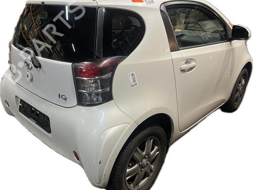 Washer pump TOYOTA IQ (_J1_) 1.0 (KGJ10_, KGJ10R) | BP22174220E24 